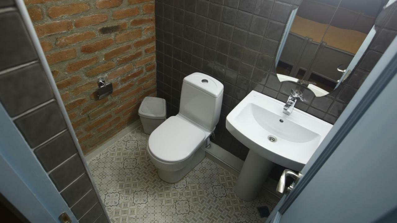 3 Heritage Rooms Тбилиси Экстерьер фото